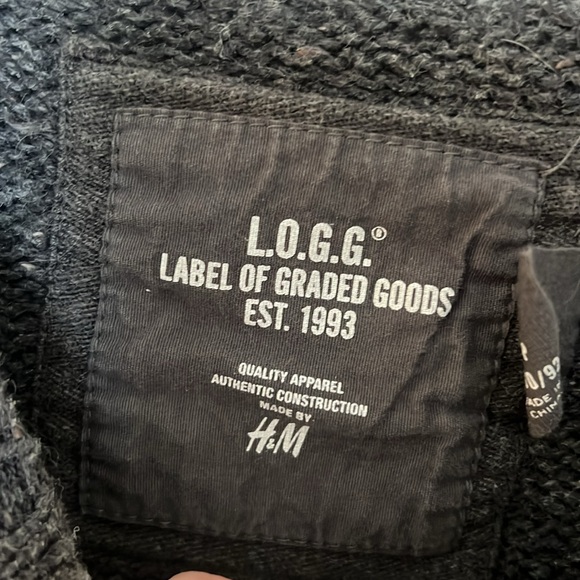 H&M Cable Knit Gray Sweater - Picture 2 of 7